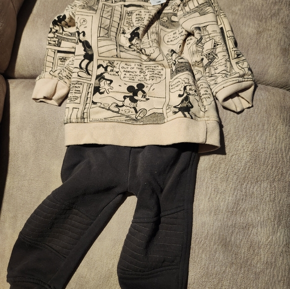 2pc jogging set - Picture 2 of 2